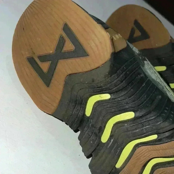 Nike Unisex Football Soccer Shoe, Black Limelight Spiral - Picture 8 of 10